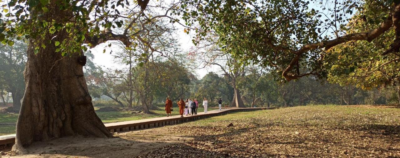 The Lumbini Village Lodge Extérieur photo