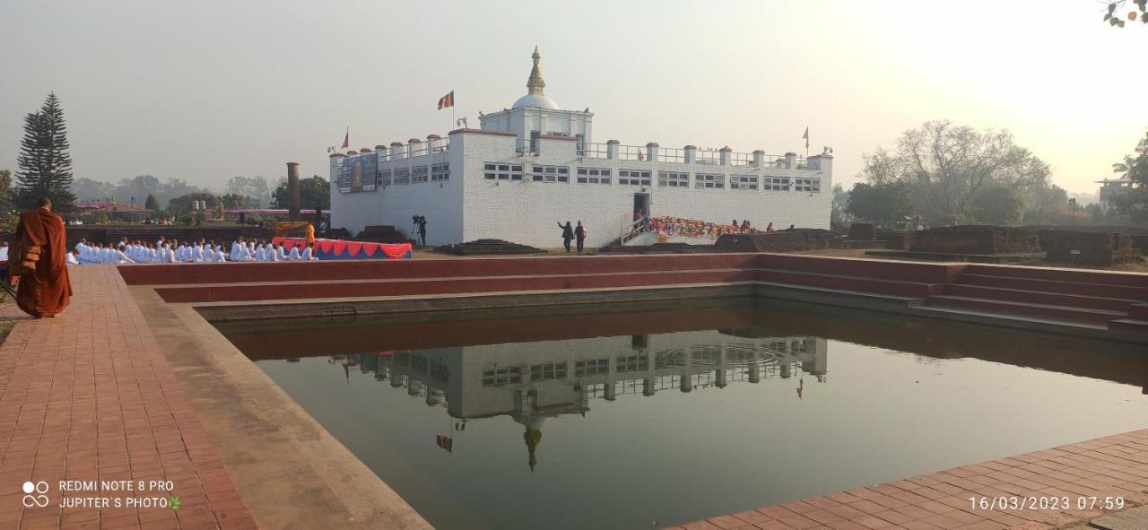 The Lumbini Village Lodge Extérieur photo